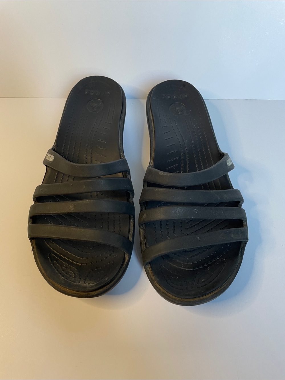CROCS Women’s Black Multi-Strap Slide Sandals.  Size 8 - Picture 2 of 5